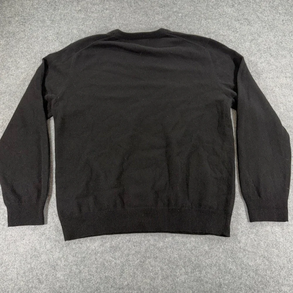 Bloomingdale's Black Cashmere V-Neck Sweater Mens Large